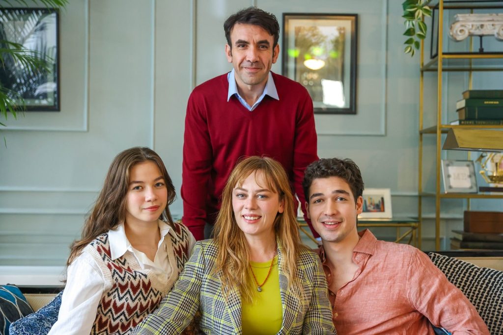 Show TV'nin yeni dizisi “Bahar”dan ilk tanıtım seyirci ile buluştu!