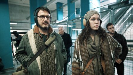 Sıcak Kafa şimdi Netflix'te! Sıcak Kafa oyuncuları kim