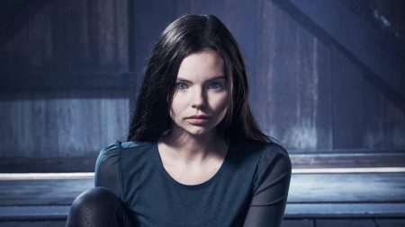 Siren 4. sezon olacak mı? Freeform kararıyla şaşırttı!