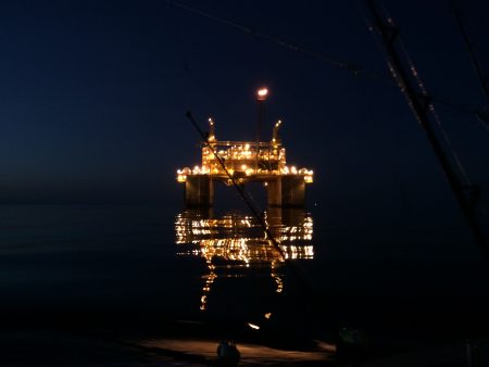 Sis çöküyor! Amazon'dan doğaüstü bir gerilim dizisi: "The Rig"