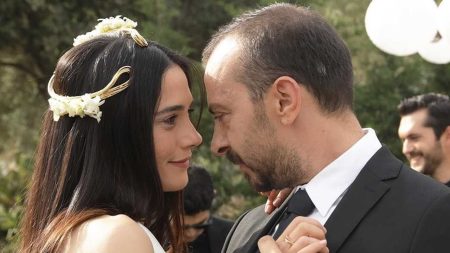 Son Yaz Dizisinde Şok Bir Ayrılık Yaşandı