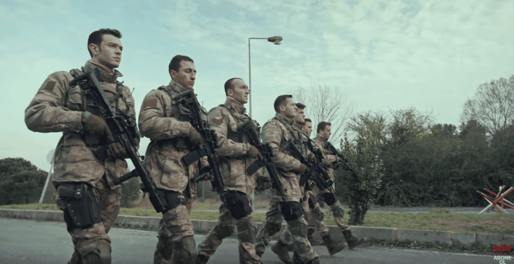 Söz dizisi 65. bölümde askerlerin söylediği Gündoğdu Marşı'nın sözleri