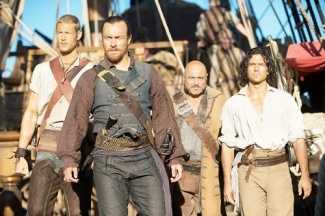 Starz'ın yeni dizisi 'Black Sails' geliyor!