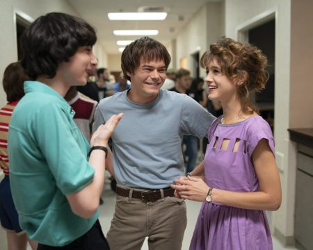 Stranger Things 3. sezon kamera arkası fotoğraflarda dikkat çekenler!