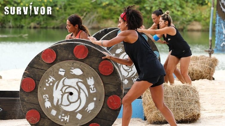 Survivor'da ödül oyununu kim kazandı? Hangi takım ödülün sahibi oldu?