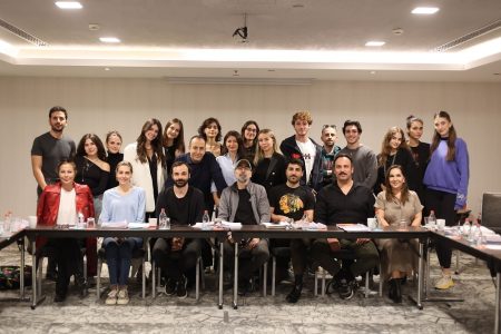 tabii’nin orijinal dizisi “Antrenör” sete çıktı!