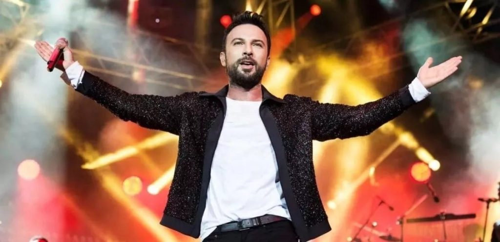 Tarkan yılbaşı sahnesini terk etti! Dinleyiciler şok oldu...