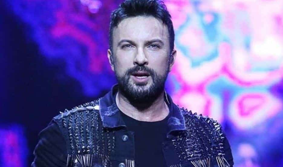 Tarkan'ın attığı havlu gündem oldu