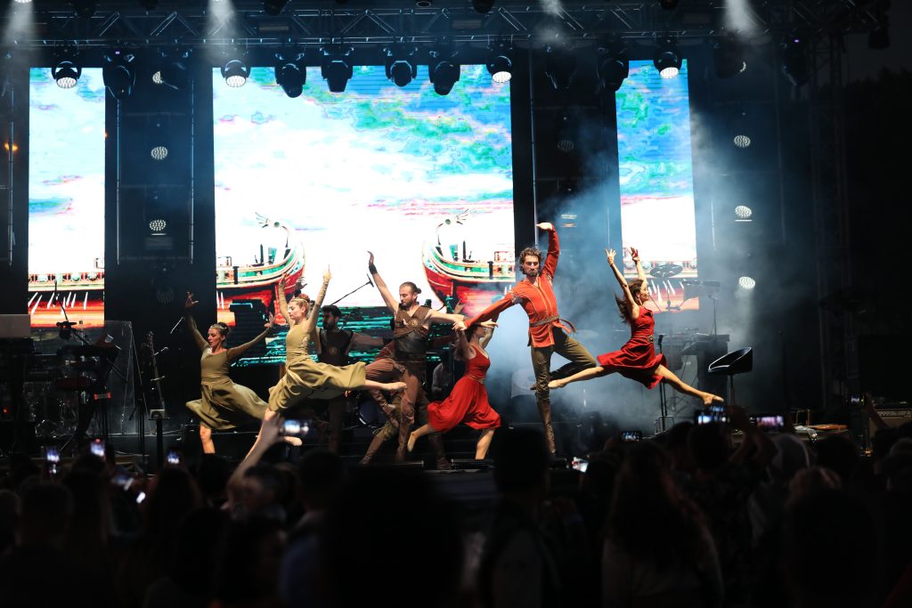 Tarsus Festivali'ne yıldız yağmuru!