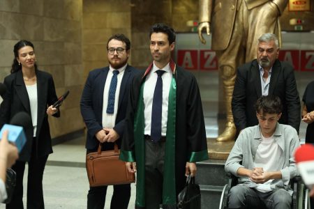 Taş Kağıt Makas 15. Bölümüyle sezonu açtı! Bebeğini kaybeden umut