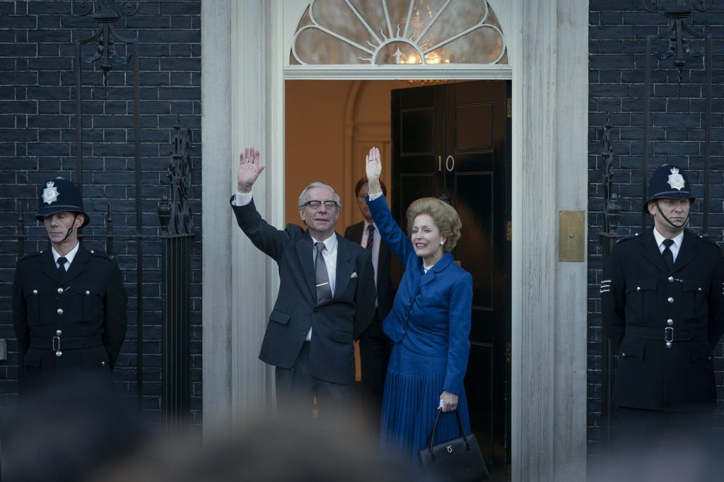 The Crown 4. sezonda Margaret Thatcher ve Prenses Diana'dan ilk görseller!