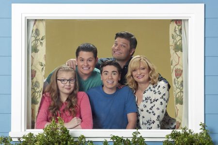 The Real O'Neals ekibinden ABC'ye Taylor Tomlinson'lı yeni bir komedi dizisi!
