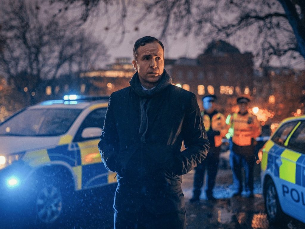 The Salisbury Poisonings yaratıcılarının yeni dizisi Blue Lights'ı tanıyalım!