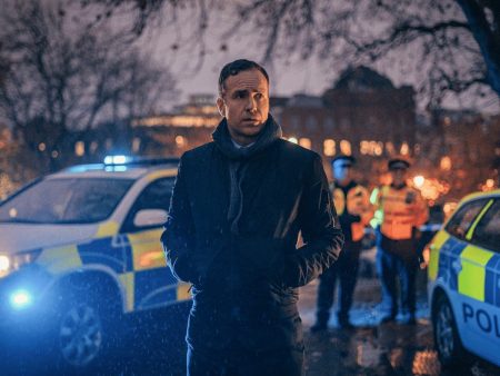 The Salisbury Poisonings yaratıcılarının yeni dizisi Blue Lights'ı tanıyalım!