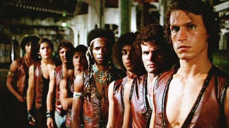 The Warriors dizi oluyor