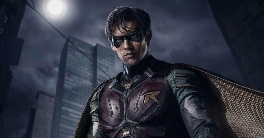 Titans 1. sezon ne zaman başlıyor?