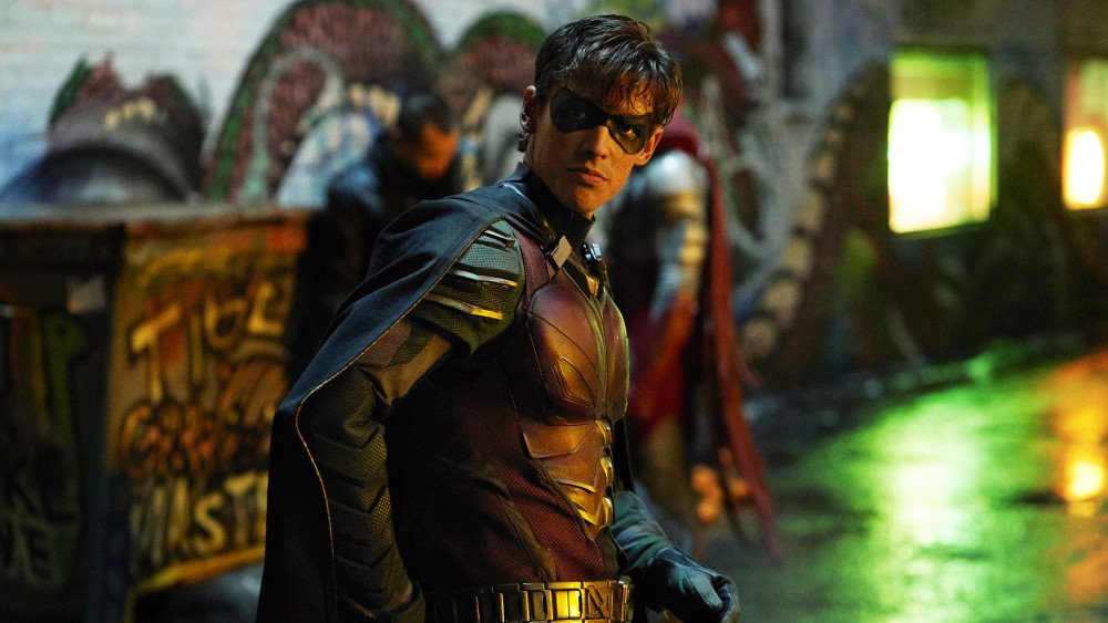 Titans dizi setinde gerçekleşen kaza ölümle sonuçlandı! Çekimlere ara verildi!