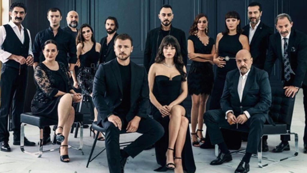 Tolga Sarıtaş ile Ayça Ayşin Turan'ın Arıza dizisi final yapıyor!