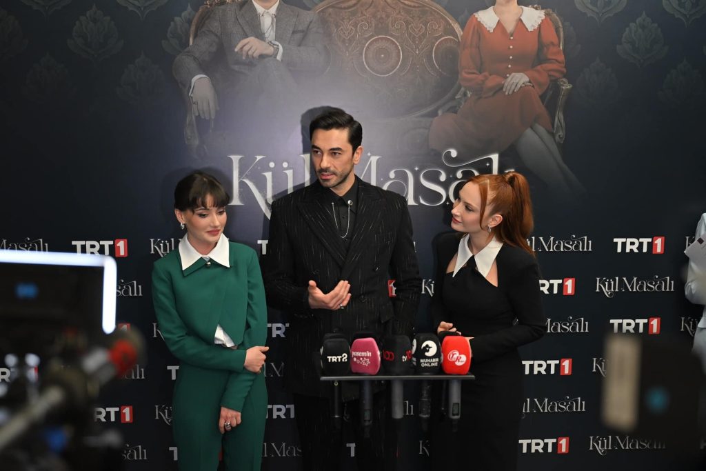 TRT 1’in yeni dizisi “Kül Masalı”nın galası gerçekleşti!