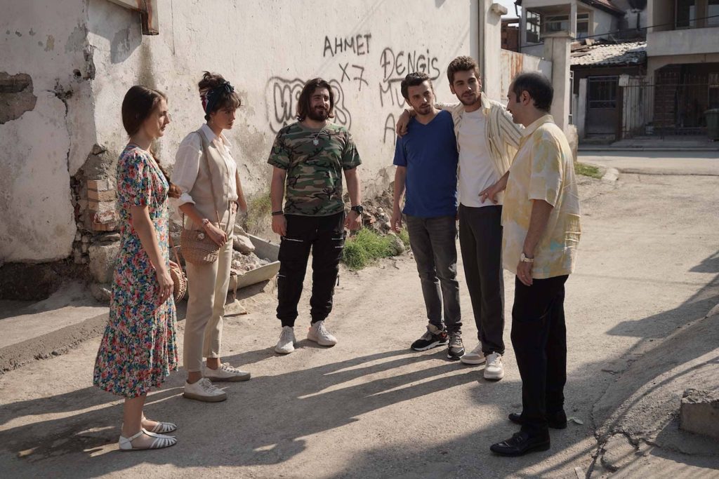 TRT o diziye bir şans daha verdi! Final ertelendi!