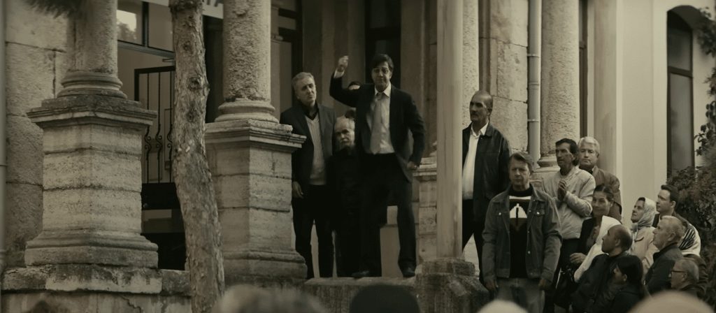 TRT ortak yapımı “Sadık Ahmet” vizyona girdi TRT ortak yapımı "Sadık Ahmet" vizyona girdi