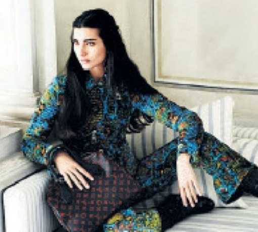 Tuba Büyüküstün Arap ülkelerine kapak kızı oldu