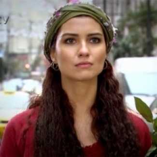 Tuba Büyüküstün ve Engin Akyürek'ten sürpriz dizi