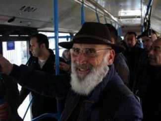 Tuncel Kurtiz Halk Otobüsünde