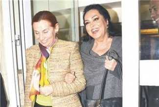 Türkan Şoray büyük bir sürprizle geliyor!