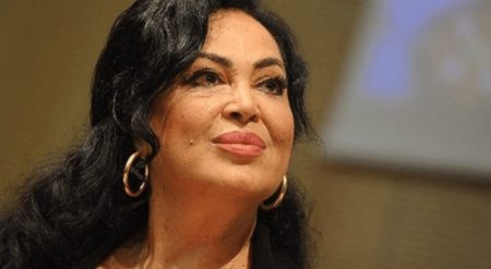 Türkan Şoray'a gala sürprizi!