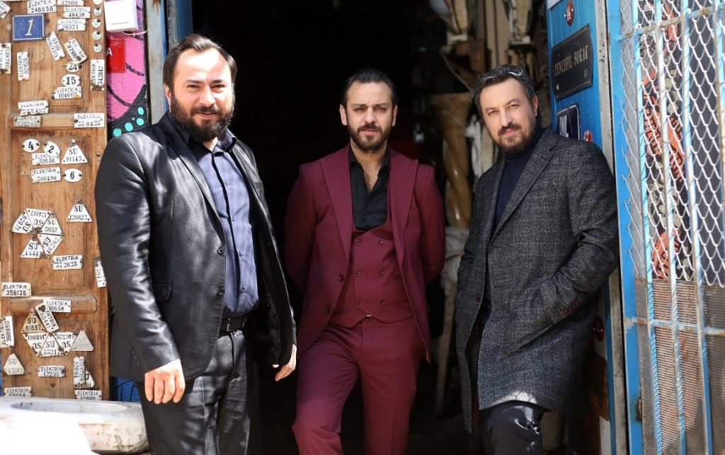 Türkiye dizi tarihinde bir ilk! Çarpışma ve Çukur'da aynı sahne yer alacak!