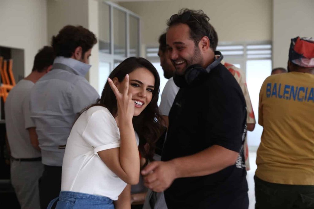 “Üç Kız Kardeş” setinden renkli anlar! Somer