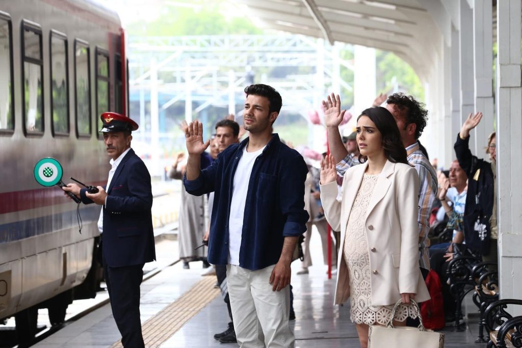 Üç Kız Kardeş sezon finaliyle zirveye yerleşti! Kalender ailesi paramparça oldu...