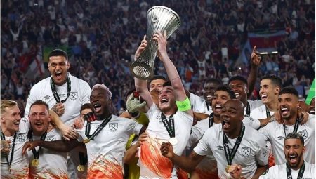 UEFA Konferans Ligi'nde şampiyon West Ham United!