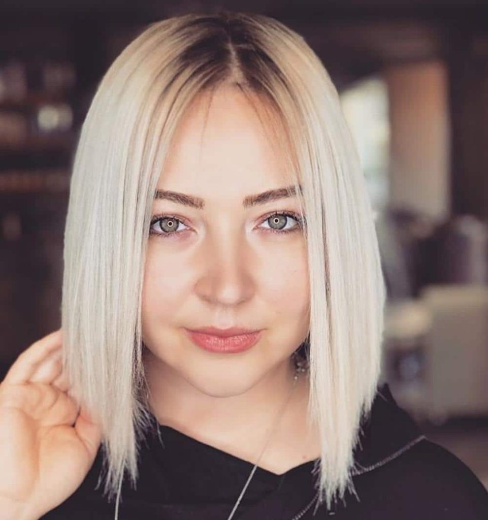 Ufak Tefek Cinayetler Ayşe kimdir?
