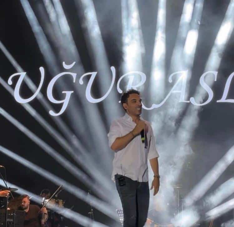 Uğur Aslan'dan yeni proje sinyali!