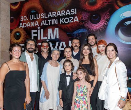 Umut Evirgen’in yeni filmi ‘Annesinin Kuzusu’ Türkiye prömiyerini gerçekleştirdi!