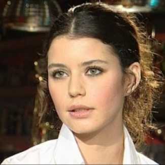 Ünlü oyuncu Beren Saat'ten büyük boykot