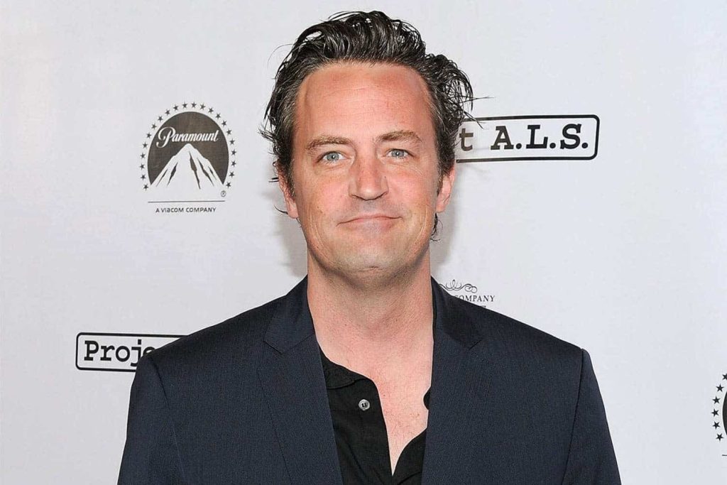 Ünlü oyuncu Matthew Perry hayatını kaybetti!