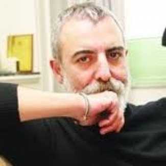 Ünlü tiyatrocu diziden çıkarıldı