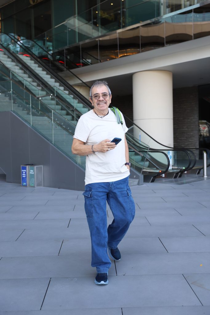 Ünlüler alışverişte objektiflere yakalandı