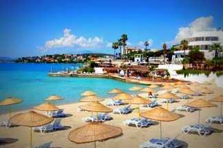 Ünlülerin gözdesi Bodrum ve Çeşme'de neler oluyor?