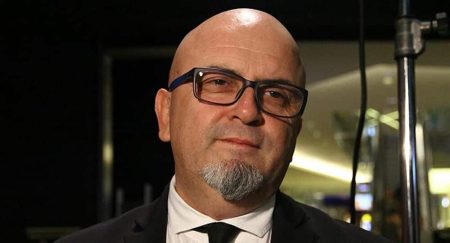 Usta kalem Birol Güven İyi Aile Babası dizisinin senaryosunu üstlendi!