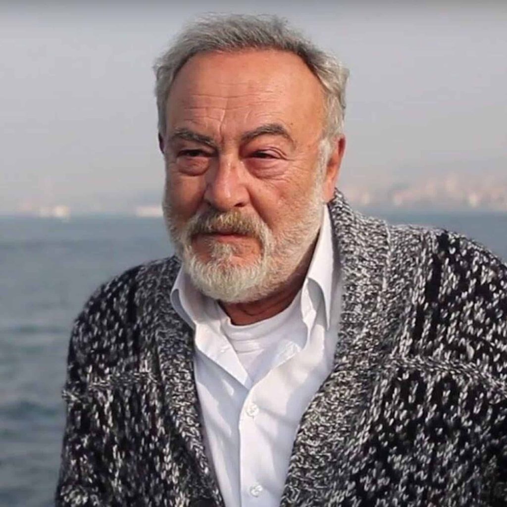 Usta oyuncu Mehmet Ulay hayatını kaybetti!