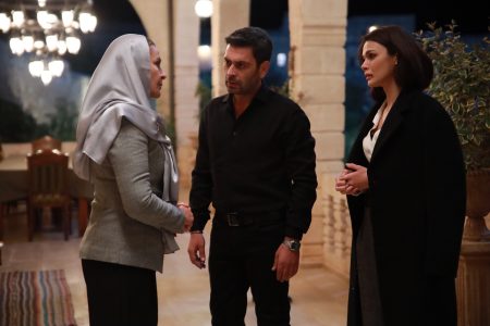Uzak Şehir 2. Bölümde nefesler tutuldu! Alya oğlu için