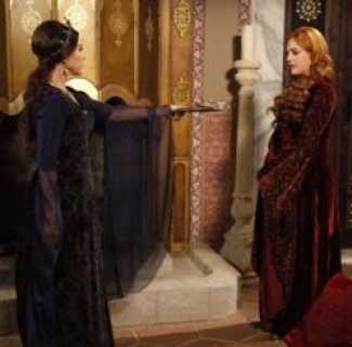 Valide Sultan Hürrem'e sevgili buldu