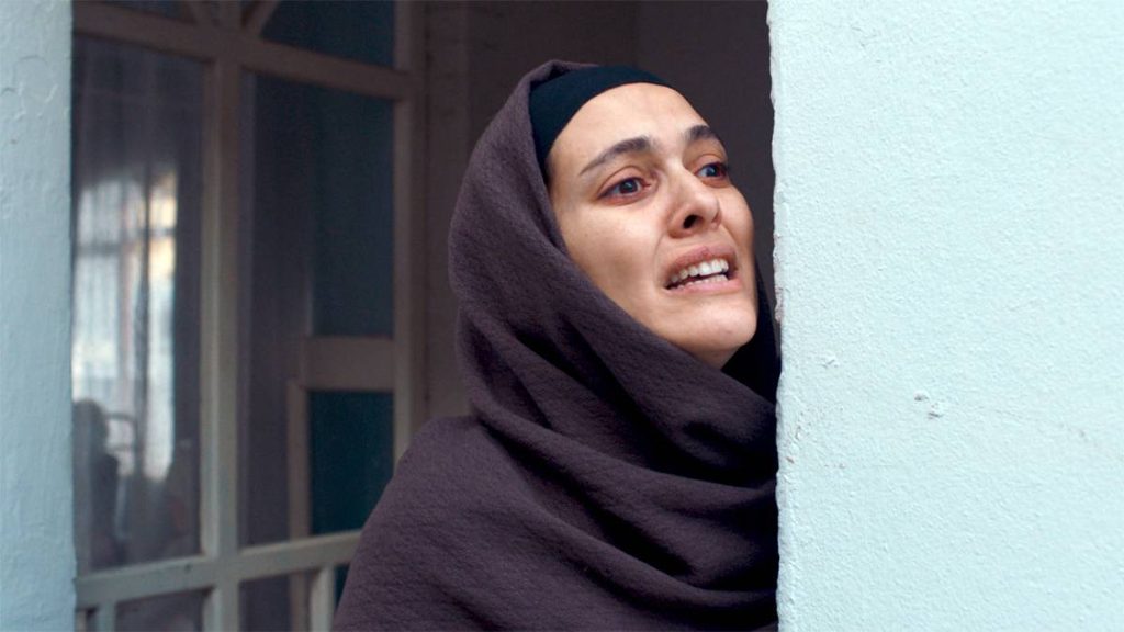 Vatanım Sensin'de Yunan askerinin Azize'ye tecavüz ettiği sahne olay yarattı!