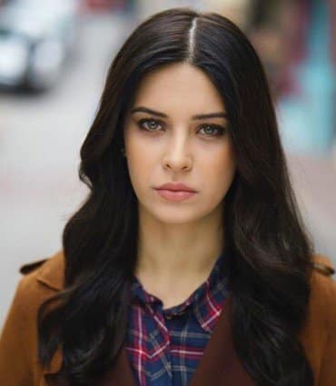 Vuslat Feride (Devrim Özkan) kimdir?