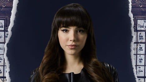 Vuslat Nehir (Pelin Uluksar) kimdir?