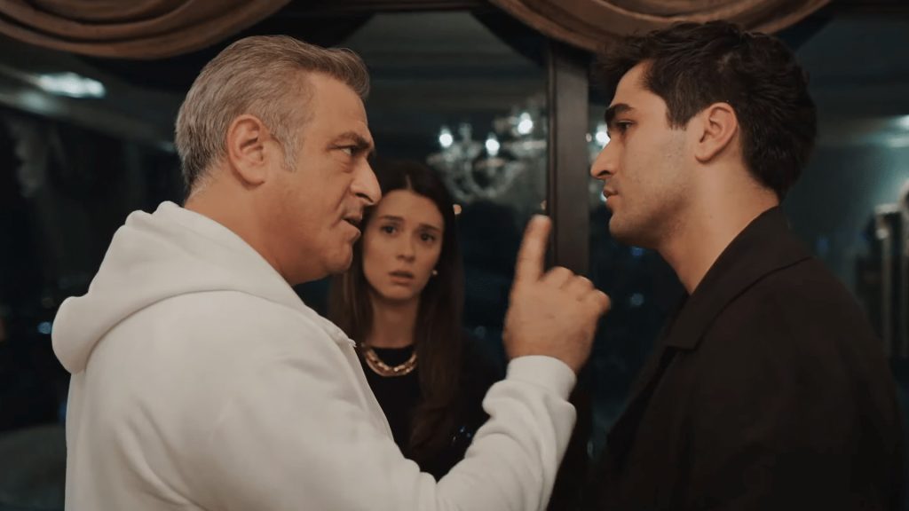 Yalı Çapkını 45. Bölüm 2. Fragmanı yayında! Şehmuz ve Ferit karşı karşıya! Yalı Çapkını 45. Bölüm 2. Fragmanı yayında! Şehmuz ve Ferit karşı karşıya!